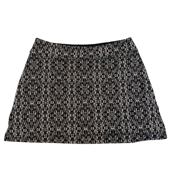 Tranquility by Colorado Clothing Ladies’ Athletic Pull-On Skort - Small - Picture 3 of 3